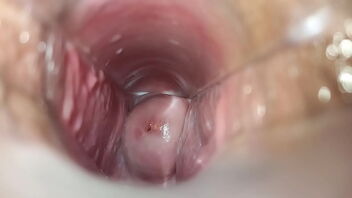 Home movie of an orgasm in the vagina with zoom effect